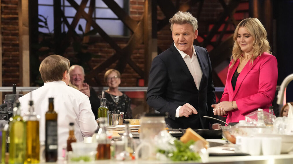 El concursante Bryson con Gordon y Tilly Ramsay en el final de la temporada 9 de 'MasterChef Junior', parte 1