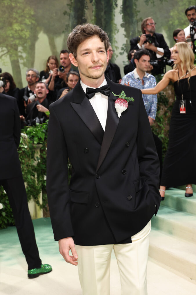 Mike Faist attends The 2024 Met Gala