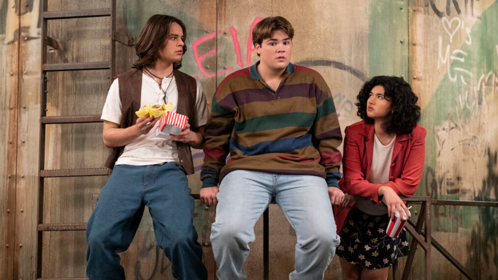 Maxwell Acee Donovan as Nate, Mace Coronel as Jay Kelso, and Ashley Aufderheide as Gwen in 'That '90s Show'