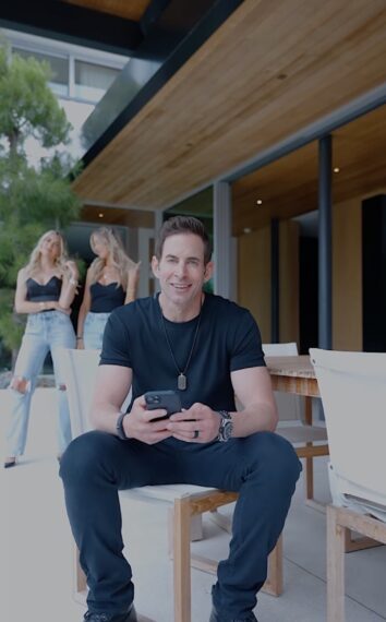 Tarek El Moussa, Heather El Moussa, and Christina Hall in The Flip Off