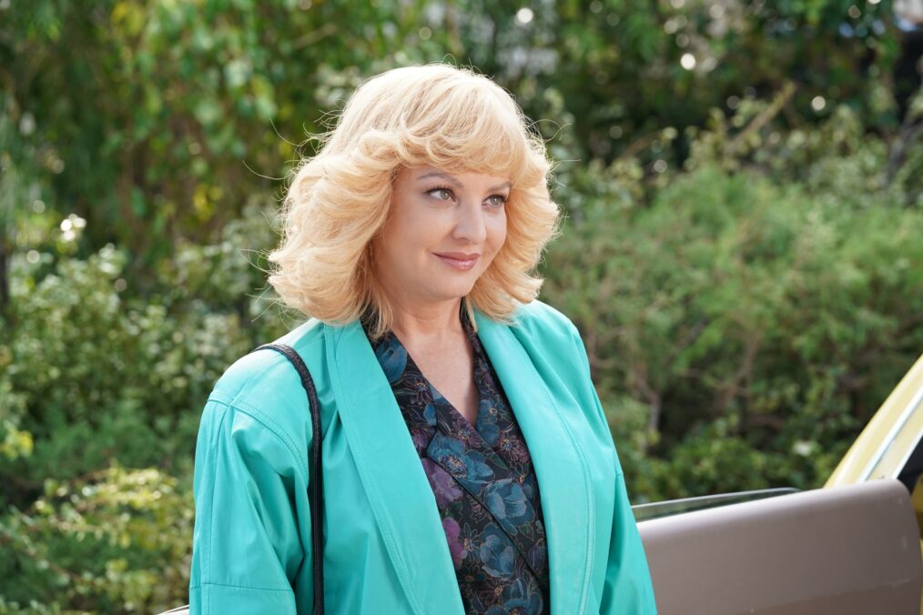 Wendi McLendon-Covey in 'The Goldbergs' - 'A Fish Story'