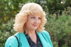 Wendi McLendon-Covey in 'The Goldbergs' - 'A Fish Story'
