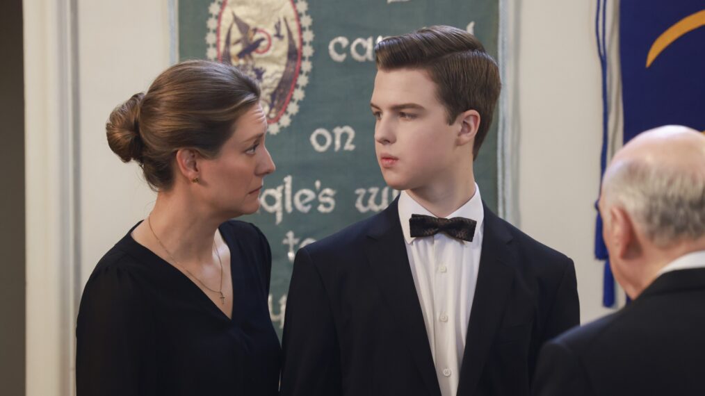 Zoe Perry e Iain Armitage en la séptima temporada de 'El joven Sheldon'