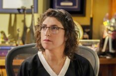 Mayim Bialik in 'Young Sheldon' Season 7