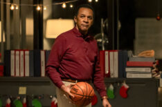 Clifton Davis as Elgin Baylor in 'Clipped' Season 1 Episode 4