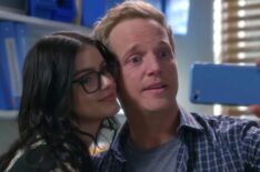 Ariel Winter as Alex and Chris Geere as Arvin in 'Modern Family'