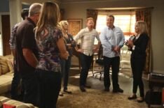 Catherine O'Hara with the 'Modern Family' cast