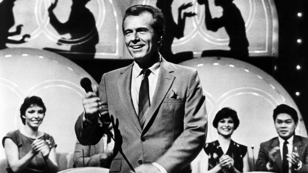 Bob Eubanks hosts 'The Newlywed Game'