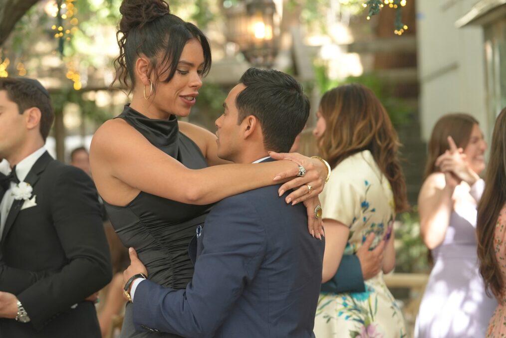 Brianna Baker as Nancy and Julian Works as Mateo in '9-1-1: Lone Star'