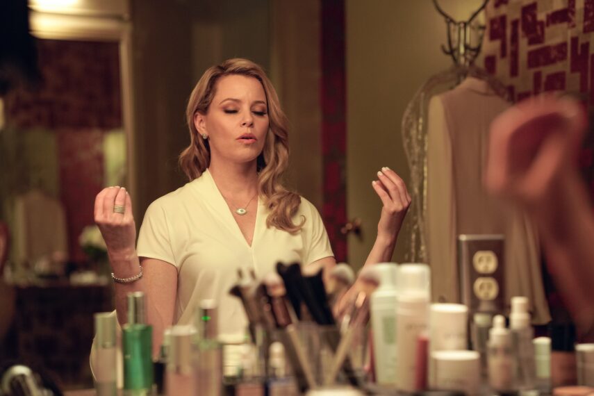 Elizabeth Banks as Hope Goldman in Skincare