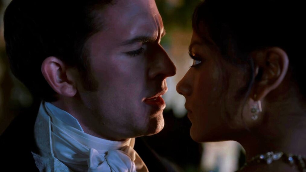 Jonathan Bailey and Simone Ashley in 'Bridgerton' Season 2