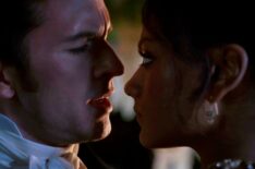 Jonathan Bailey and Simone Ashley in 'Bridgerton' Season 2