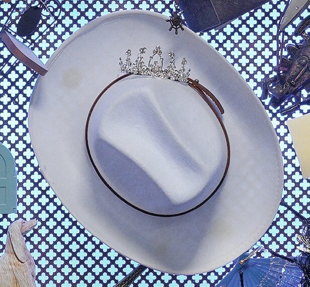 Clue Wall - Trace Adkins Cowboy Hat