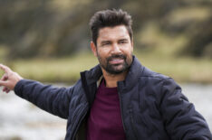 Manu Bennett, host of CBS' 'The Summit'