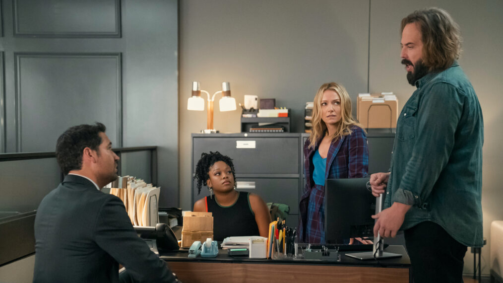 Manuel Garcia-Rulfo as Mickey Haller, Jazz Raycole as Izzy Letts, Becki Newton as Lorna Crane, Angus Sampson as Denis 