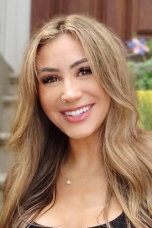 Juliana Pasquarosa Headshot