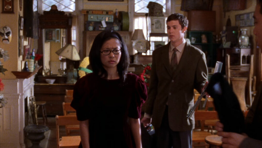 Lane Kim (Keiko Agena) and Dave Rygalski (Adam Brody) in Season 3, Episode 12 of 'Gilmore Girls'