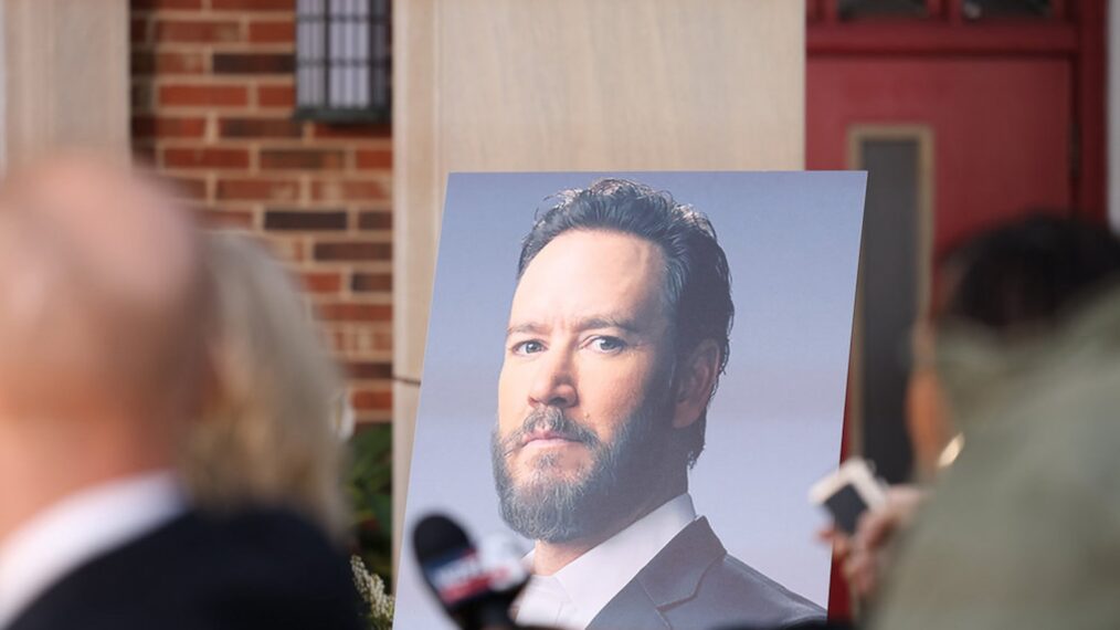 Mark-Paul Gosselaar as Sir — 'Found' Season 2 Premiere 