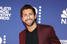 Jason Tartick attends the 2024 People's Choice Country Awards at The Grand Ole Opry on September 26, 2024 in Nashville, Tennessee.