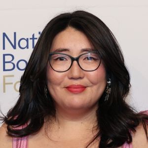 Jenny Han Headshot