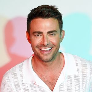 Jonathan Bennett Headshot