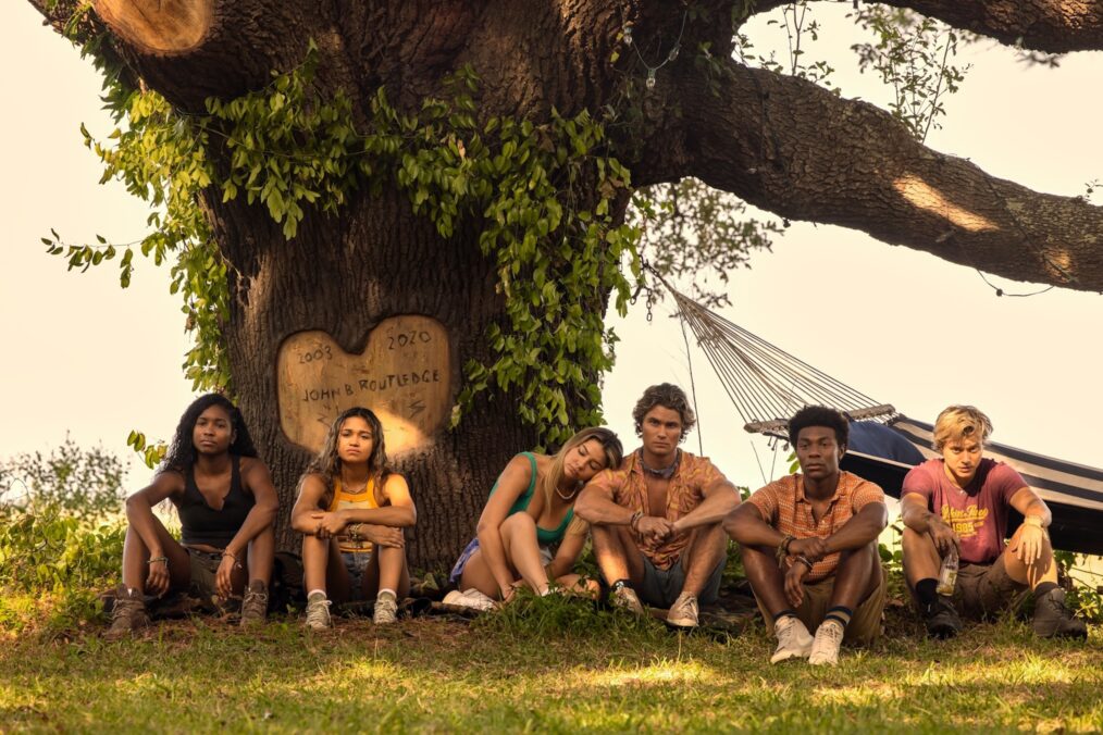 Carlacia Grant as Cleo, Madison Bailey as Kiara, Madelyn Cline as Sarah Cameron, Chase Stokes as John B, Jonathan Daviss as Pope, Rudy Pankow as JJ in 'Outer Banks' Season 3