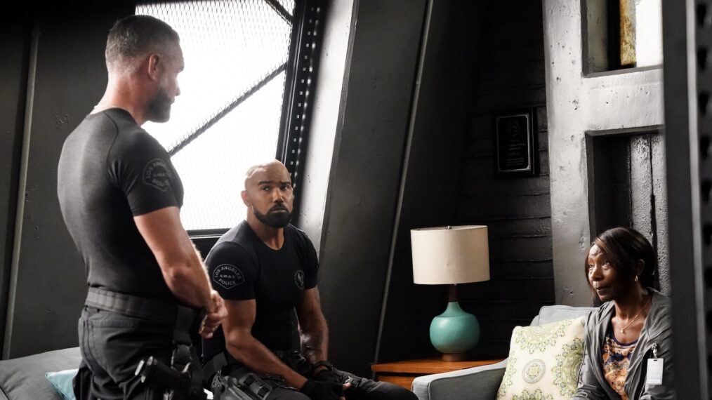 Jay Harrington as David “Deacon” Kay and Shemar Moore as Daniel “Hondo” Harrelson — 'S.W.A.T.' Season 8 Premiere 