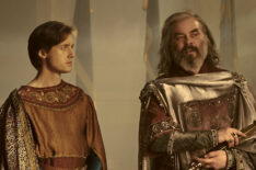 Leon Wadham as Kemen and Trystan Gravelle as Pharazôn in 'The Rings of Power' Season 2 Episode 5