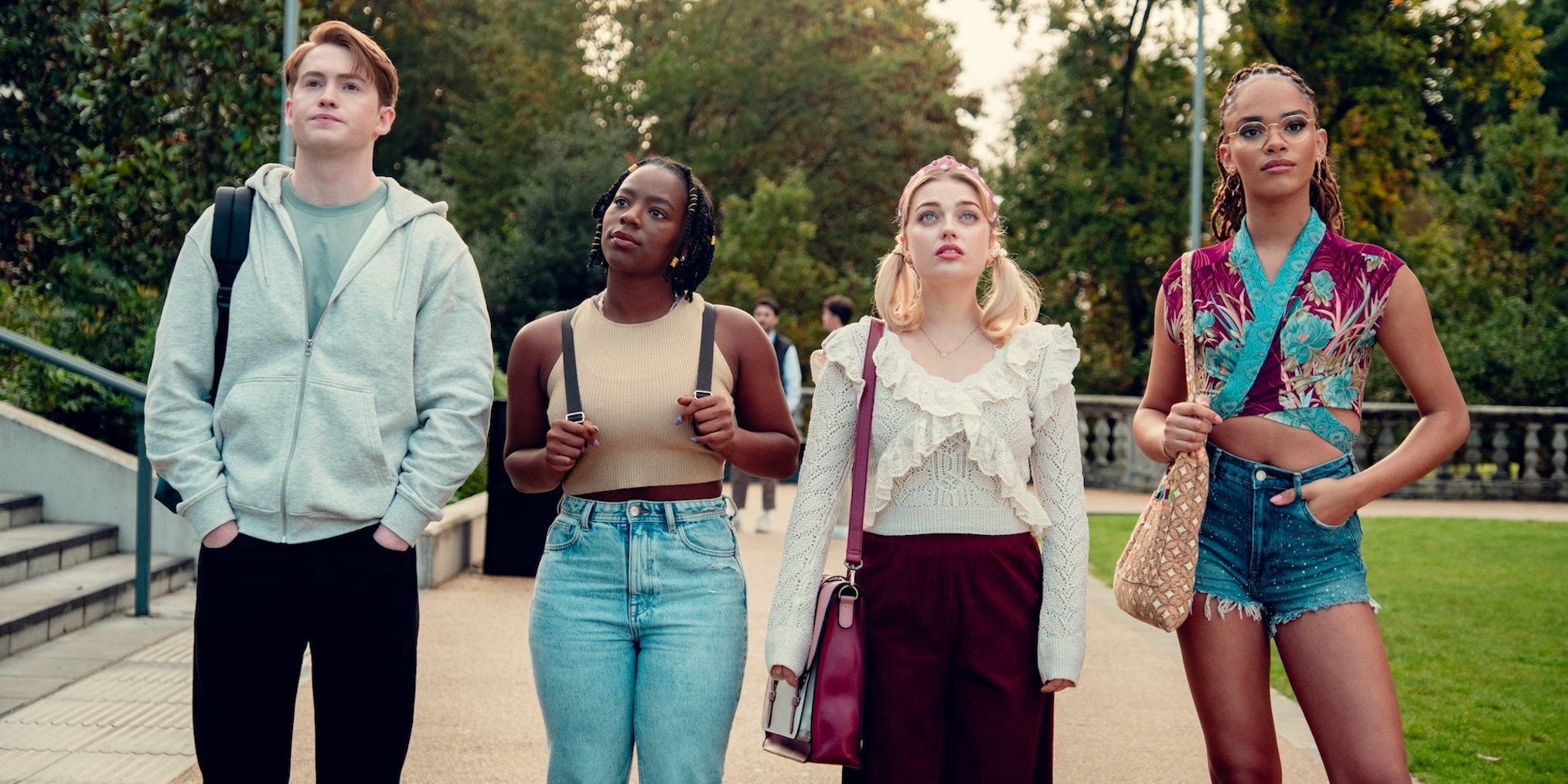 Kit Connor, Corinna Brown, Rhea Norwood, Yasmin Finney in 'Heartstopper' Season 3