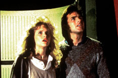 Suzanne Snyder and Grant Cramer in 'Killer Klowns from Outer Space'