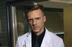 Teddy Sears as Dr. Josh Nichols in Brilliant Minds - Season 1