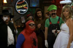 Danny Devito, Charlie Day, Glenn Howerton, Rob McElhenney, and Kaitilin Olson on Season 6 of 'It's Always Sunny in Philadelphia'
