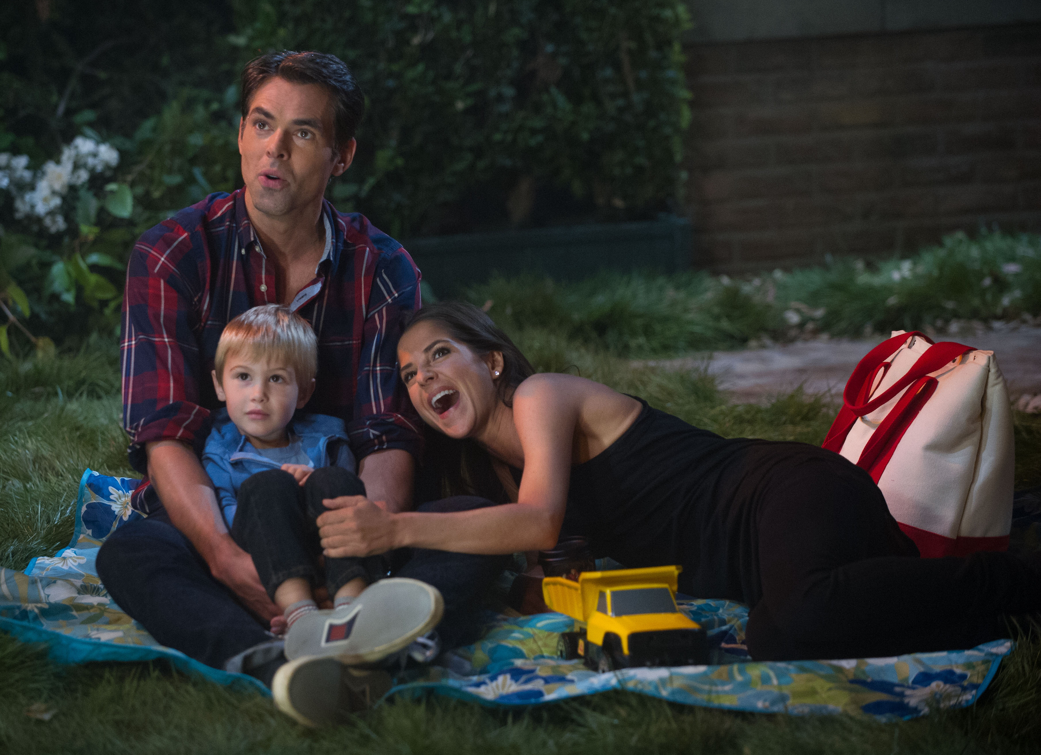 Jason Thompson, Braiden/Dylan Kazowski, and Kelly Monaco on 'General Hospital'
