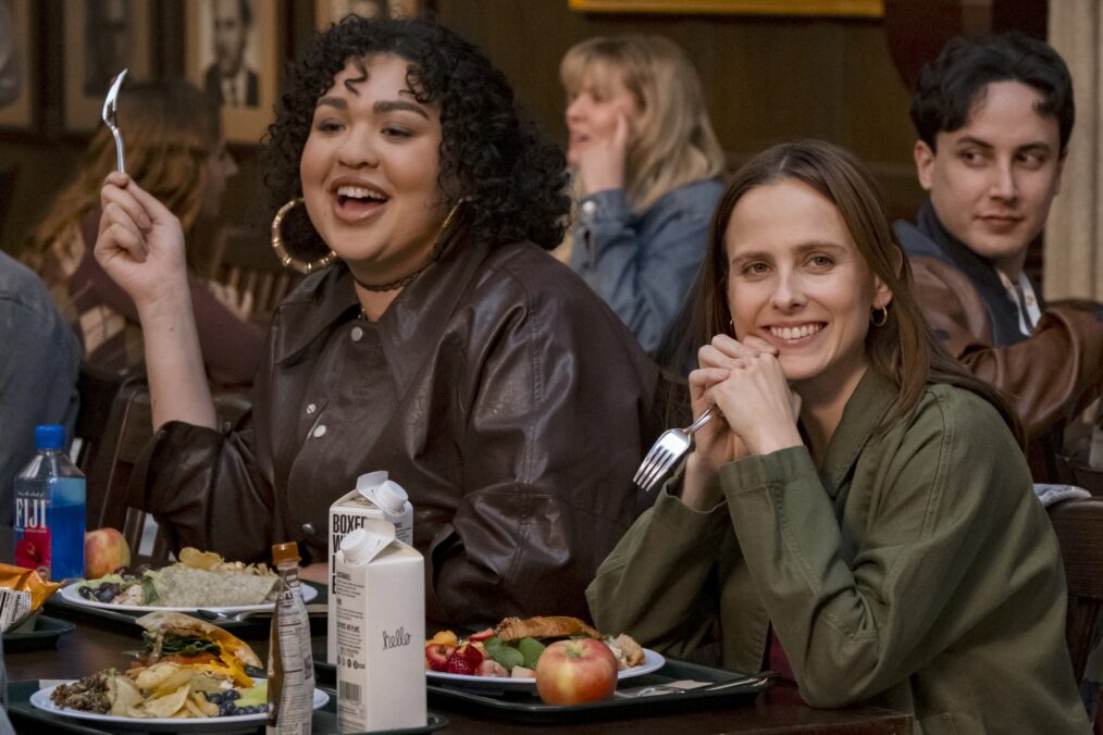 Ilia Isorelys Paulino and Pauline Chalamet in 'The Sex Lives of College Girls' Season 3