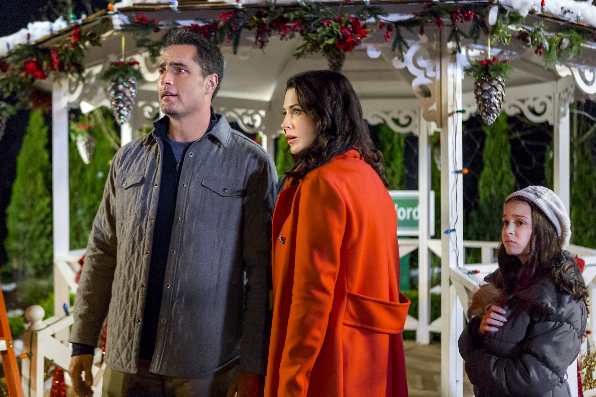 Victor Webster, Bridget Regan, Imogen Tear in 'Magic Stocking'