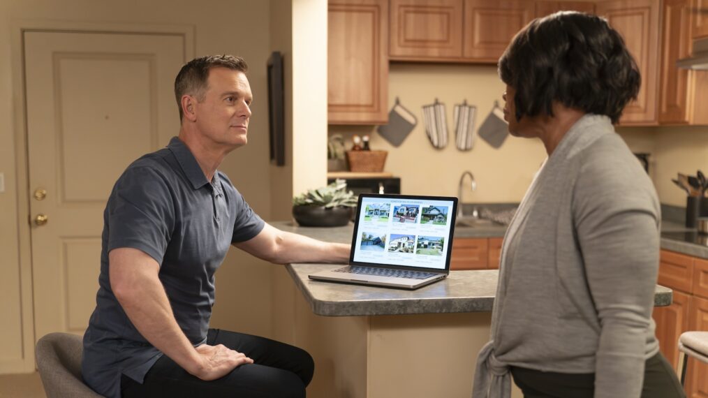 Peter Krause as Bobby and Angela Bassett as Athena — '9-1-1' Season 8 Premiere 
