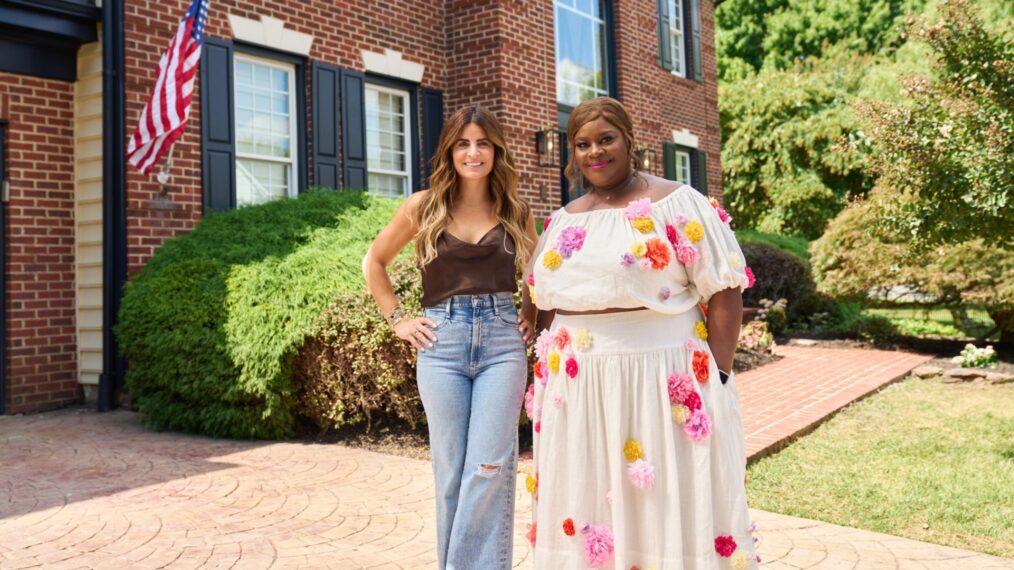 Alison Victoria and Retta for 'Ugliest House in America'