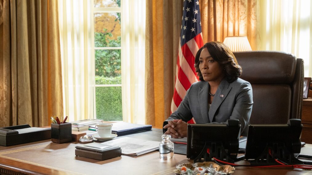Angela Bassett as President Mitchell — 'Zero Day'