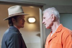 Timothy Olyphant and Raymond J Barry in Justified - 'Money Trap'