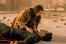 Tyler Hoechlin as Superman and Elizabeth Tulloch as Lois Lane in Superman and Lois - 'It Went by So Fast'