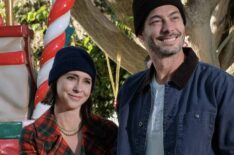 The Holiday Junkie - Jennifer Love Hewitt and Brian Hallisay