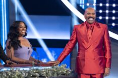 Sherri Shepherd and Steve Harvey in 'Celebrity Family Feud'