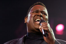 Singer Luther Vandross performs at the Mandalay Bay Resort September 20, 2002 in Las Vegas, Nevada.