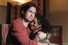 Steve Howey and Shanola Hampton in 'Shameless'