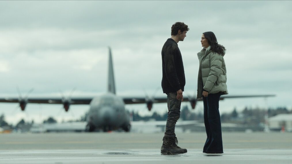 Noah Centineo as Owen Hendricks, Fivel Stewart as Hannah Copeland in 'The Recruit' Season 2