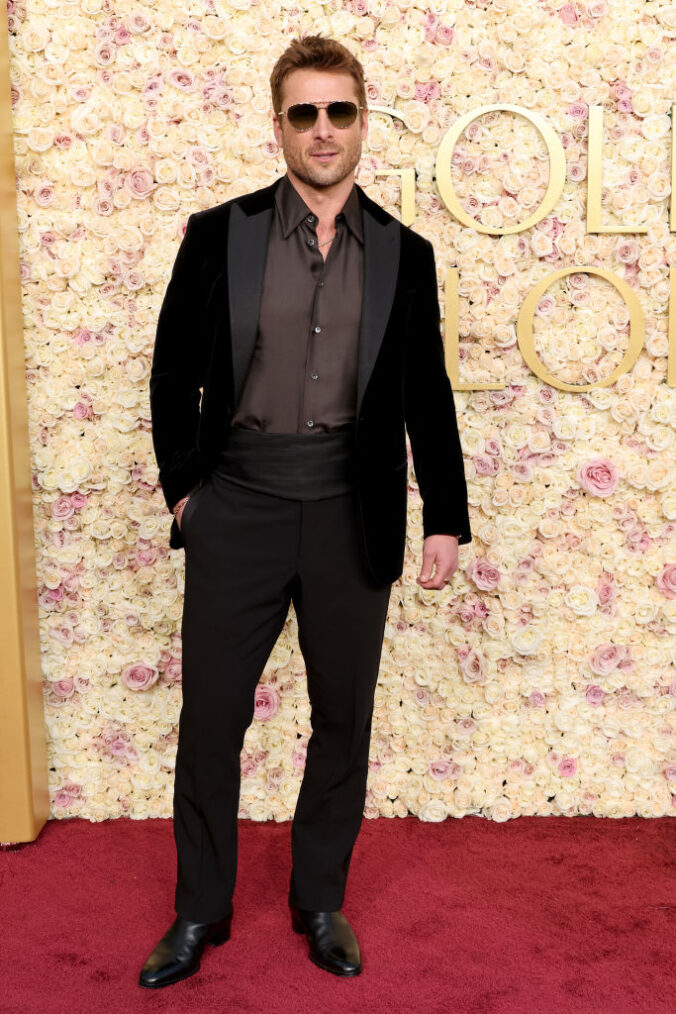 Glen Powell attends the 82nd Annual Golden Globe Awards at The Beverly Hilton on January 05, 2025 in Beverly Hills