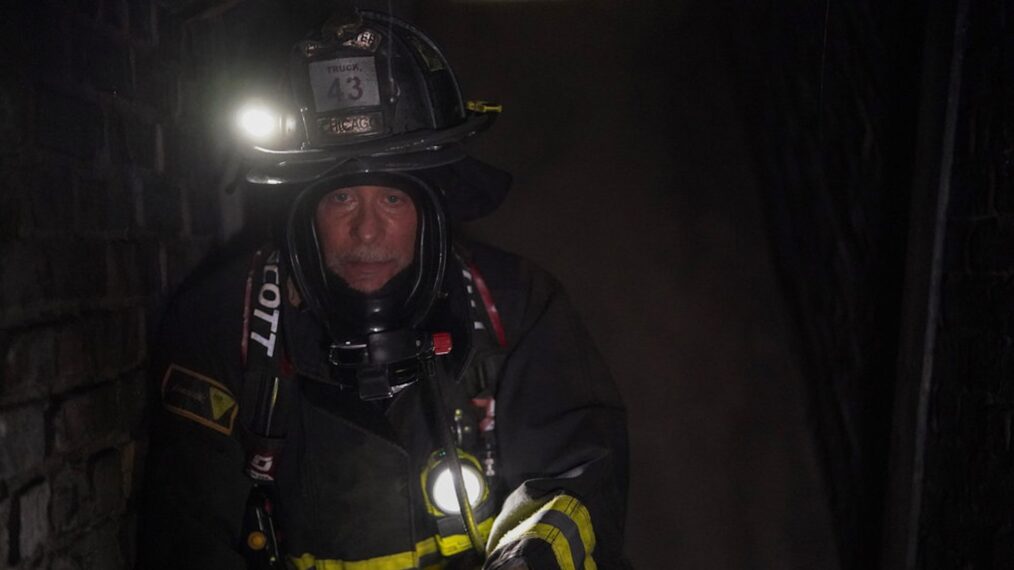 Steven Weber as Dr. Dean Archer — 'Chicago P.D.' Season 12 Episode 11 