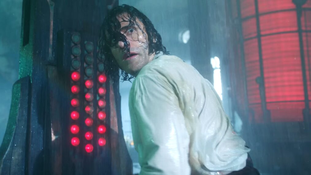Oscar Isaac in 'Frankenstein'
