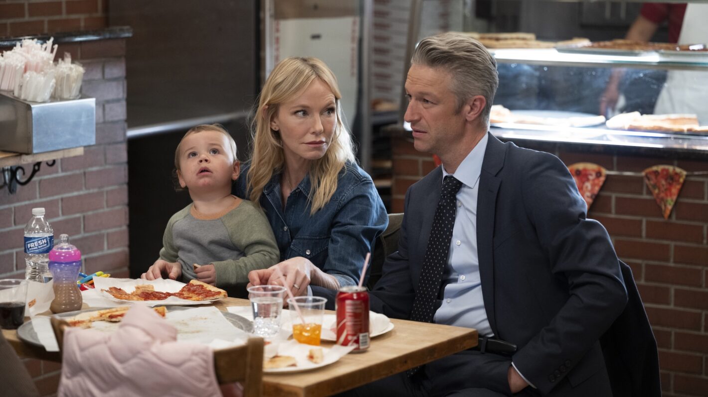 Kelli Giddish as Amanda Rollins, Peter Scanavino as A.D.A Dominick