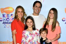 Mark Cuban With His Family at Nickelodeon's 2017 Kids' Choice Awards at USC Galen Center